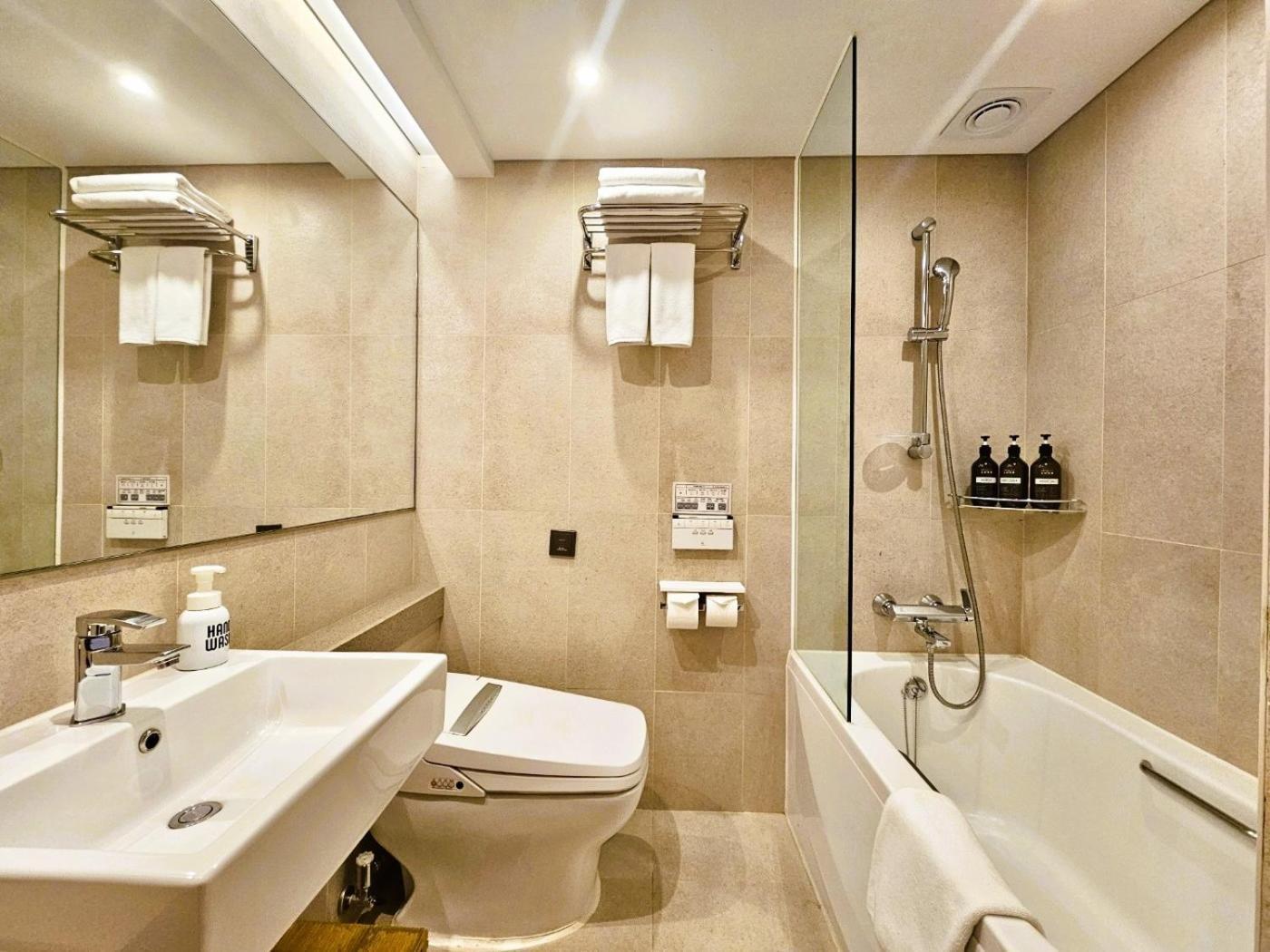 Hotel Uri& Séoul Extérieur photo